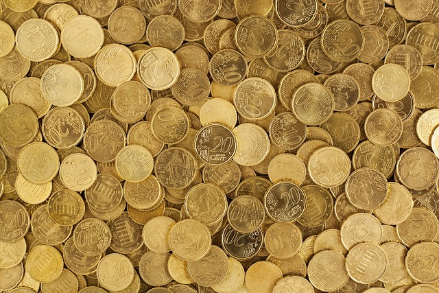 恒指期货震荡格局:资金流向与风险偏好重构 恒指期货震荡格局:资金流向与风险偏好重构